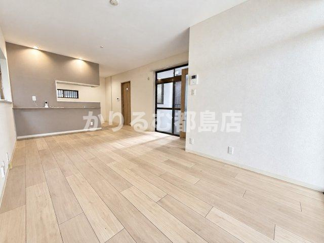 都島中通戸建の居間・リビング