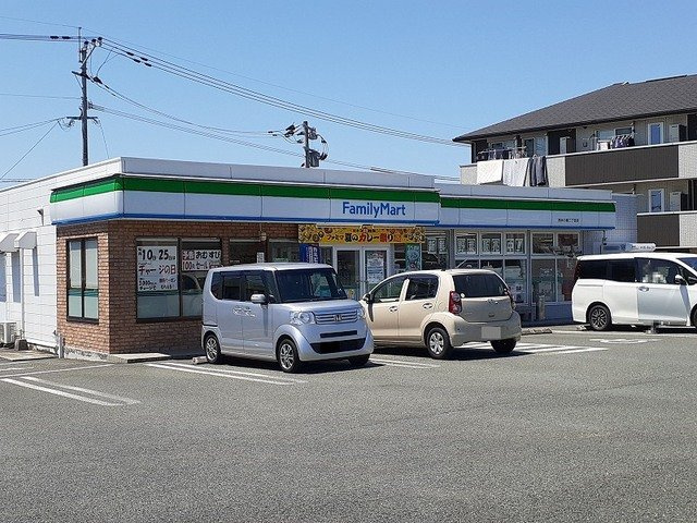 サンライズ　ヒルの周辺|ファミリーマート小峯２丁目店まで300m