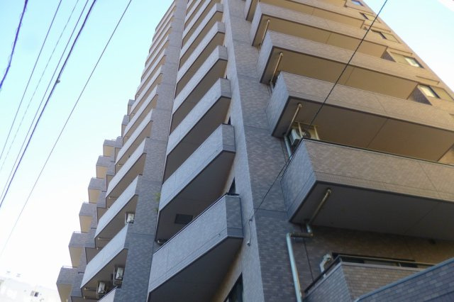 ライオンズガーデンヒルズ白山の外観
