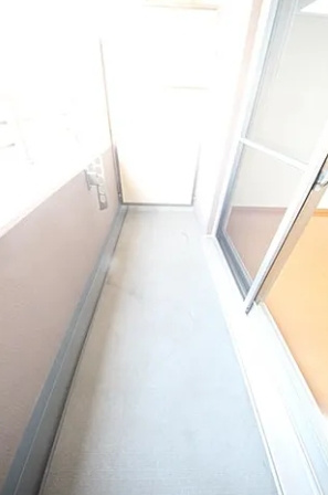 willDo新大阪のバルコニー