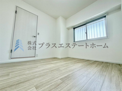 【洋室】 | 甲南サンシティ兵庫 | リノベーションで付加価値をプラスし、ただの『住まい』ではなく『癒しのある空間』 に仕上がっております