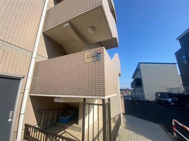 グレース松戸Ⅱのエントランス