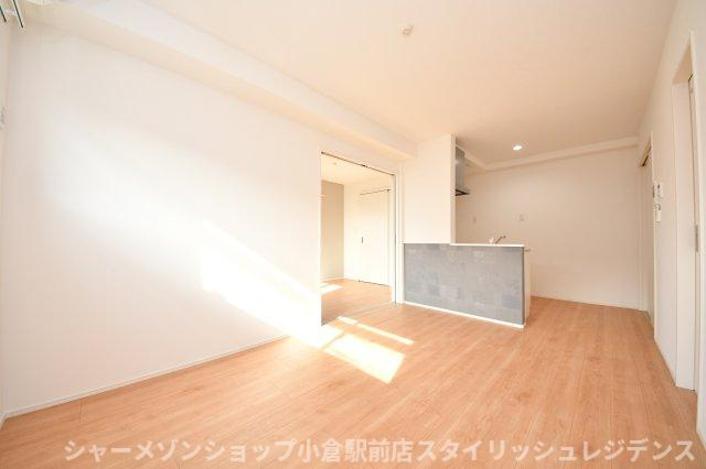 BRAVE BASE 戸畑東の居間・リビング
