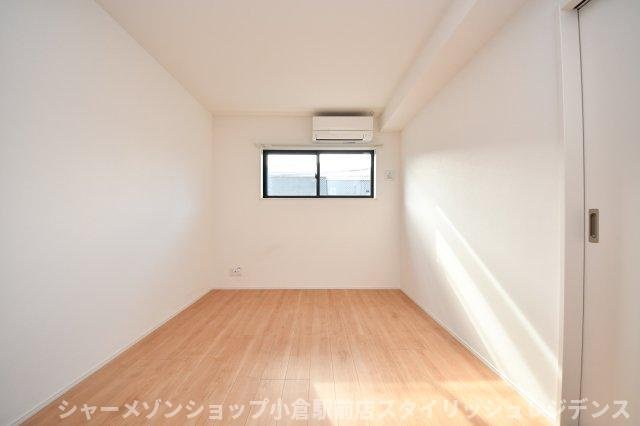 BRAVE BASE 戸畑東の居間・リビング