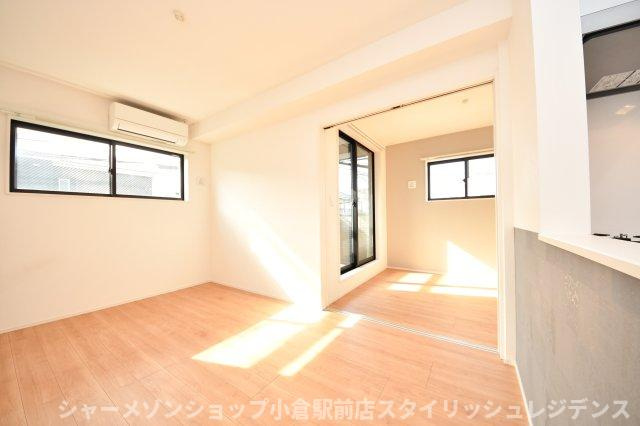 BRAVE BASE 戸畑東の居間・リビング