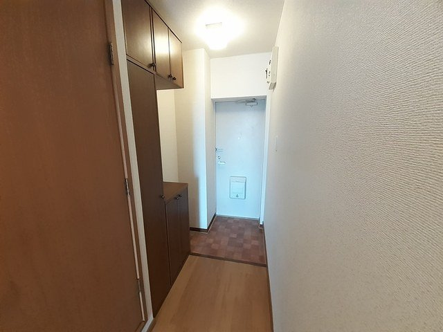 ロジュマンネモトの玄関|玄関です