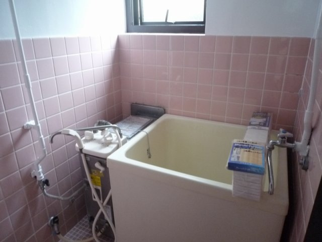 信栄マンションの浴室