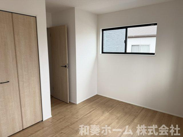 リナージュ ネクスジー 徳島市佐古六番町01期の洋室