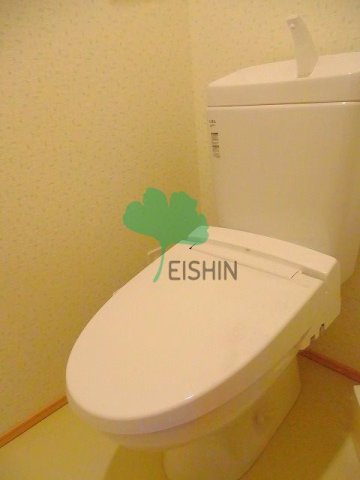 イクシオン博多のトイレ|清潔感のあるトイレです。