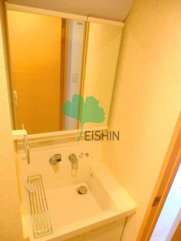 イクシオン博多の洗面所|シンプルで使いやすい洗面台です！