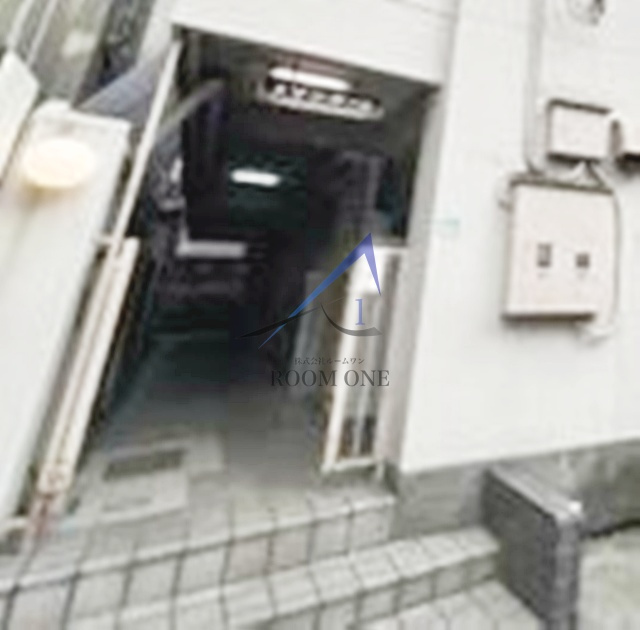 メゾンドールのエントランス|エントランスです。