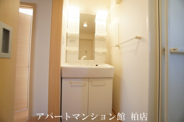 ブルックパレスの独立洗面台