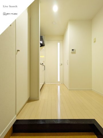 エンクレスト白金の玄関