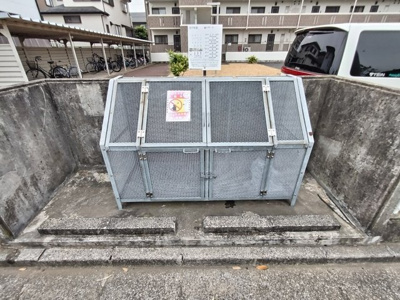 敷地内にゴミステーションあり
