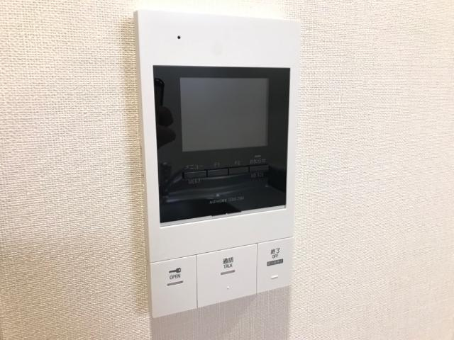 ラーハ前原の内装|カメラ付インターホン