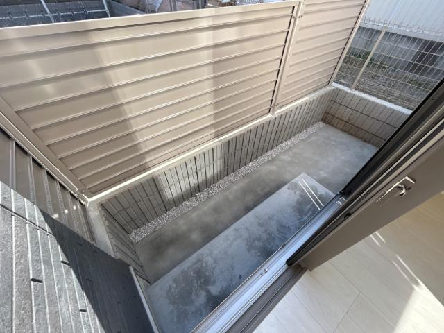 レヴメゾン神山弐番館のその他|専用庭