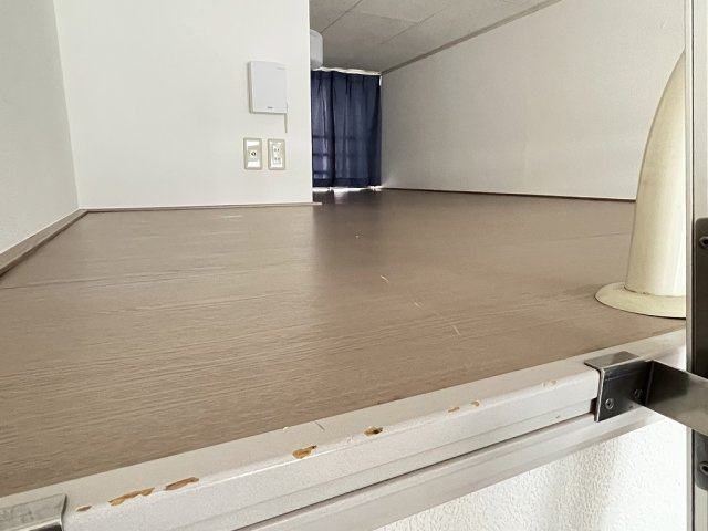 レオパレスＫＩＺＵＫＩの内装|ロフト付き
