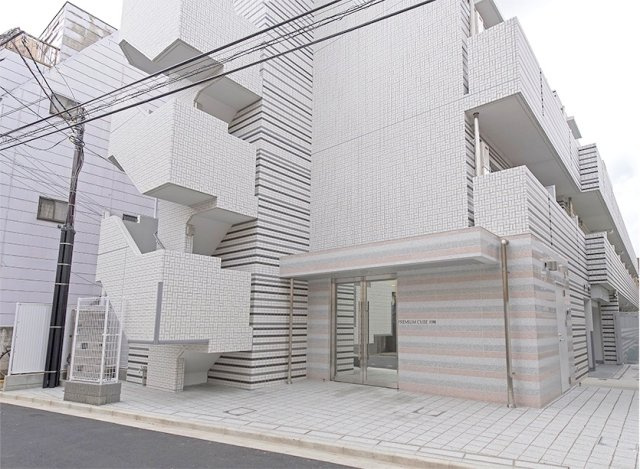 プレミアムキューブ川崎の外観