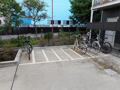 レオパレスＲｅｉのその他|駐輪場　原付＆自転車のみ駐輪可能