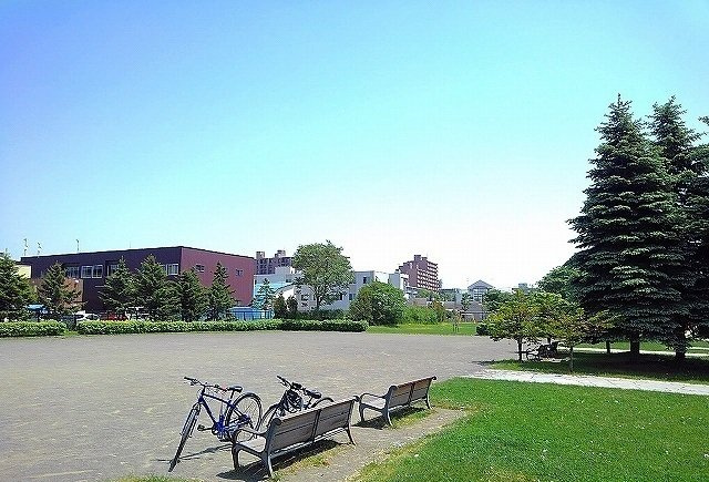 シャンドフルールの周辺|麻生公園まで450m
