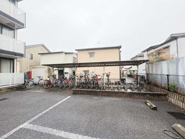 レオパレスリバーパークのその他