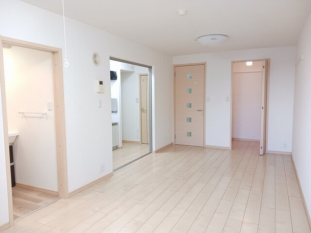 トーク鷹の羽Ⅲの内装