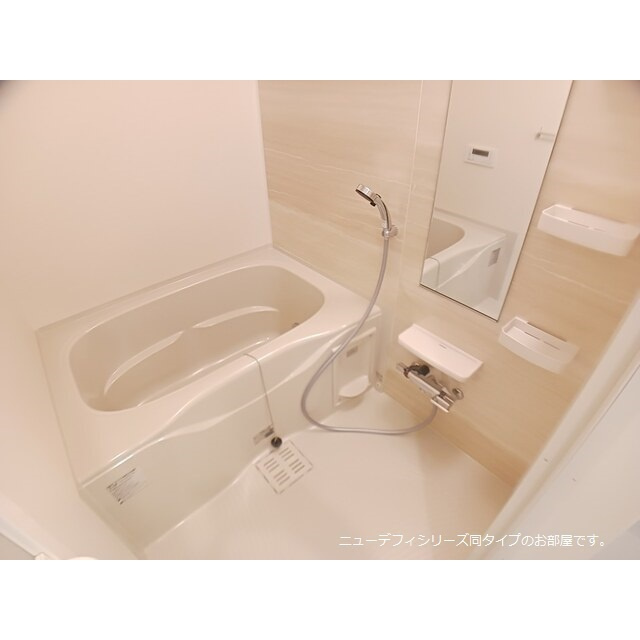 岐阜市琴塚３丁目のアパートの浴室