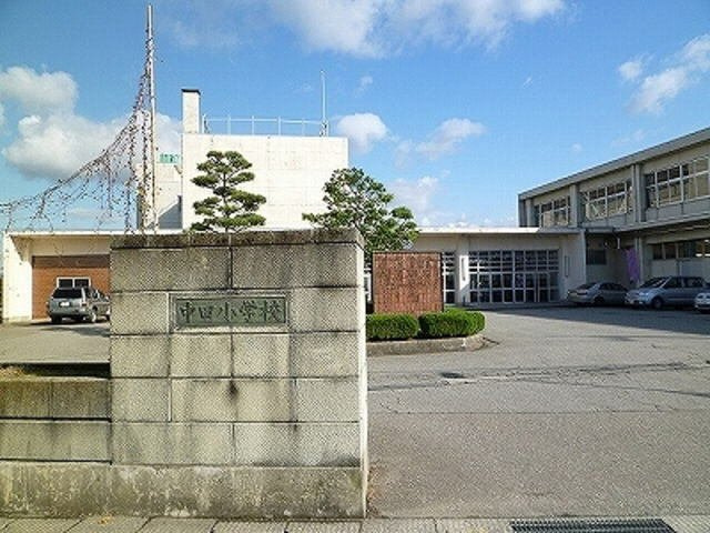 フローリアの周辺|中田小学校まで950m