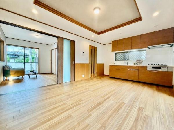 寝屋川市 平池町　中古 一戸建ての居間・リビング