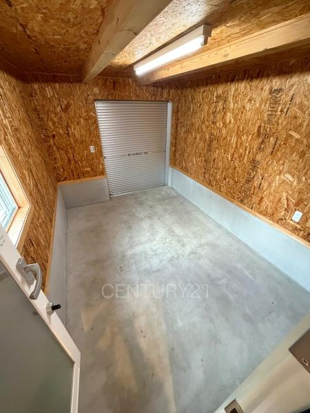 前橋市元総社町ALLen中古の収納|シャッターガレージ