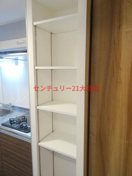 HRフロントリーガル難波WESTの収納