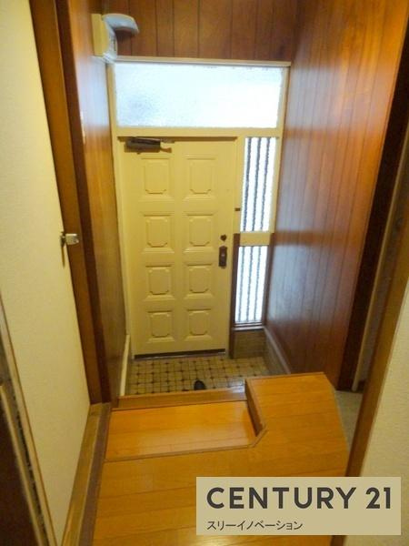 泉尾1丁目中古戸建の玄関