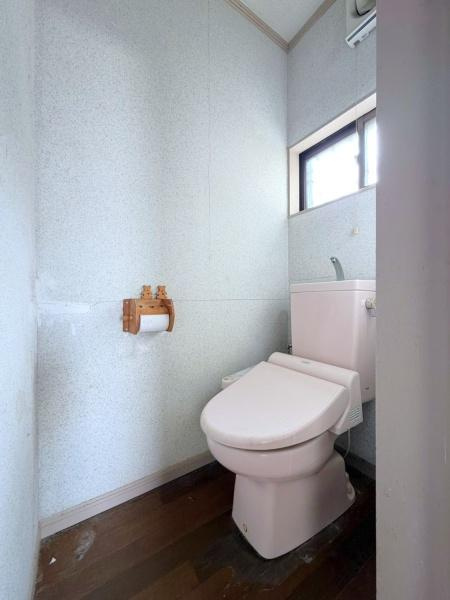 町田市金森東４丁目の中古一戸建のトイレ