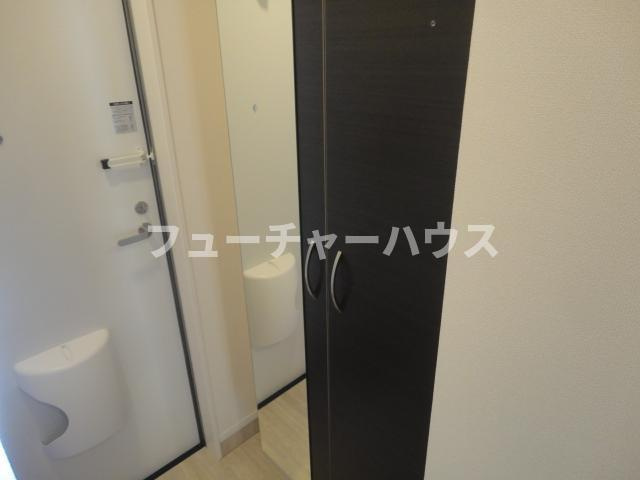 エスポワ・テランの玄関|下駄箱（イメージ）