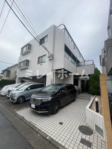 カーサ・ベルデの駐車場