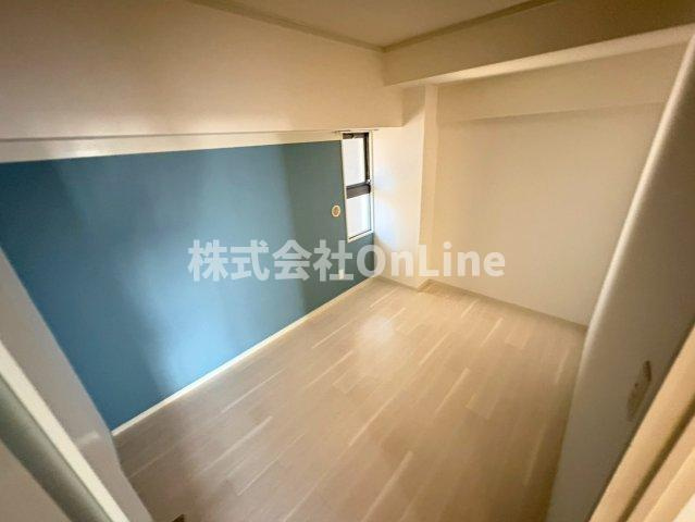 大阪市生野区巽北３丁目の賃貸マンションの寝室