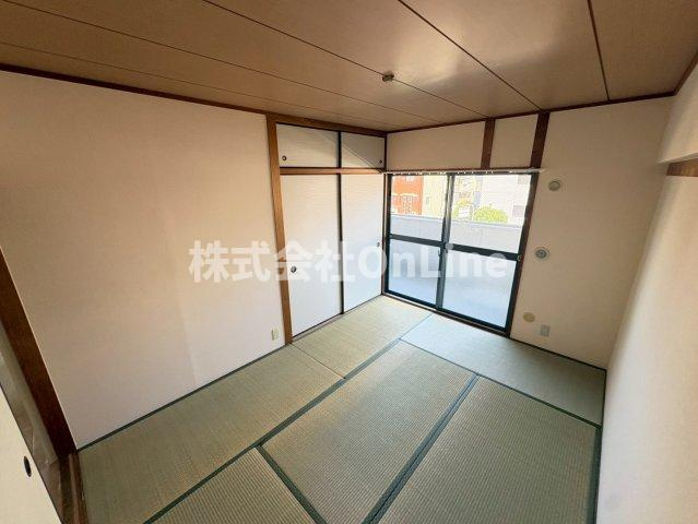 大阪市生野区巽北３丁目の賃貸マンションの和室