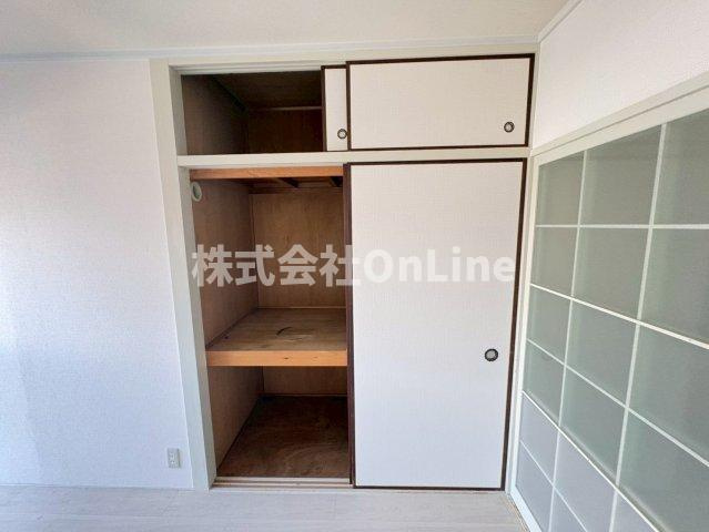大阪市生野区巽北３丁目の賃貸マンションの収納