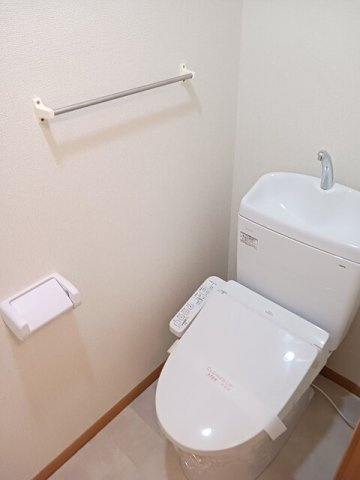 フェアリーランド　Ｂのトイレ|ゆったりとした空間のトイレです