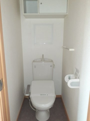 サクシス　アイラ　Ⅱのトイレ|清潔感のあるトイレです
