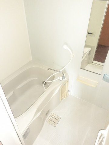 サクシス　アイラ　Ⅱの浴室|お風呂です