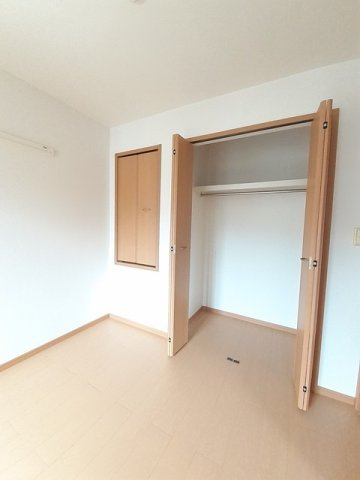 サクシス　アイラ　Ⅱの収納|こまごまとしたものを収納できそうですね