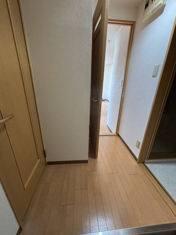 ルミエール星田の玄関