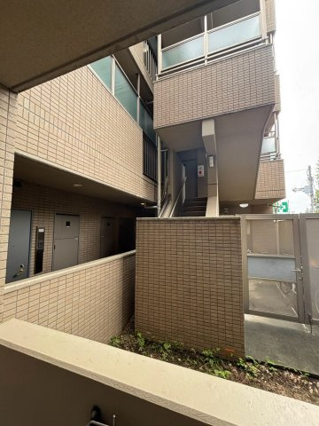 サンテミリオン目白台のエントランス