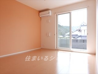 ティ・シュティル　Ⅰ番館の居間・リビング|エアコン付き