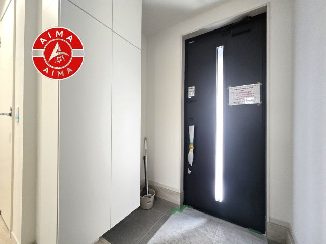 福岡市早良区南庄3丁目第2-2棟（1号棟）の内観：施工例|二重ロック採用。毎日の安心を守るしっかり防犯対策。