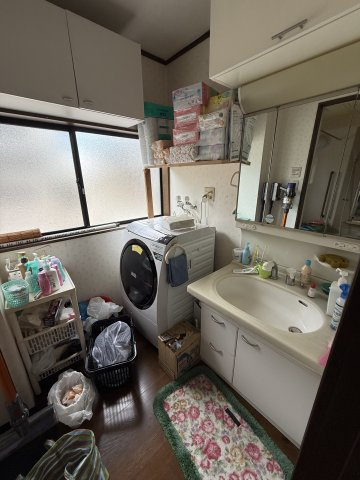 2026/8/31NEW　戸建　高山市長坂町　980万の洗面所