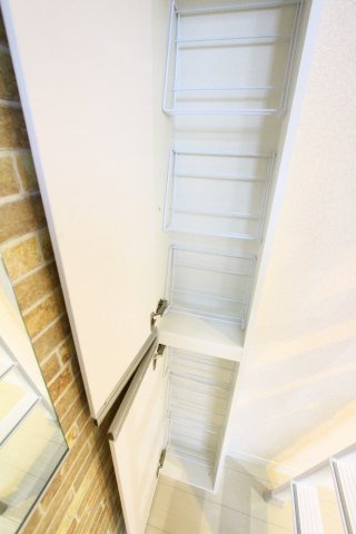 ユナイト阪東橋カルナバルの収納|同タイプ参考写真です。