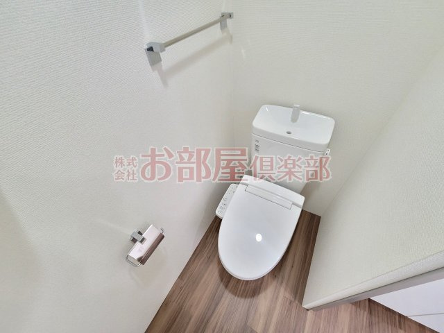 GARAGE HOUSE La Diceのトイレ|落ち着いたトイレです