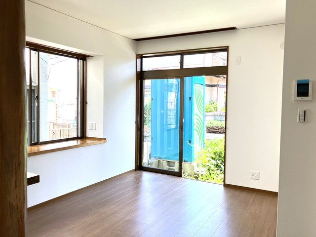 坂戸市西坂戸　中古売戸建の居間・リビング